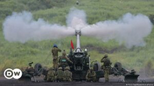 Japón evalúa desplegar misiles de largo alcance ante amenaza china | El Mundo | DW