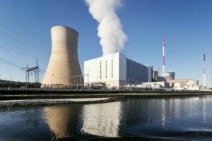 Japón planea construir reactores nucleares de nueva generación