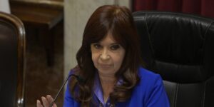 La Fiscalía argentina se dispone a pedir pena de prisión contra la expresidenta Cristina Kirchner