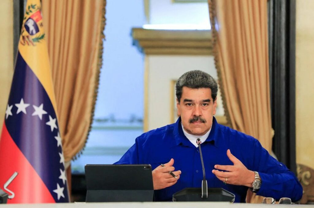 Maduro aseguró habilitación pronta de vuelos Miami-Maiquetía