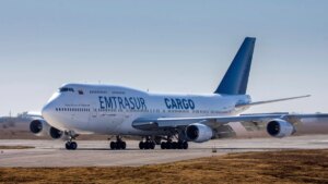 Maduro condiciona restablecimiento de diálogo con oposición a devolución de avión retenido en Argentina