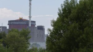 Nuevos ataques cerca de la central nuclear de Zaporiyia donde ya operan dos reactores