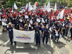 Oficialismo inicia concentración en la Plaza Morelos para exigir liberación del avión venezolano retenido en Argentina