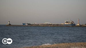 Otros seis barcos cargados con granos salen de Ucrania | El Mundo | DW