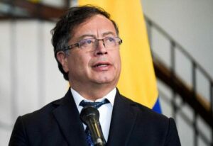 Petro responde a solicitud de Cabello para extraditar a opositores: "Colombia garantiza el asilo"