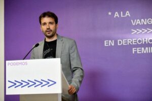 Podemos emplaza al PSOE a cambiar el sistema de elección del CGPJ para acabar con el "secuestro" del PP