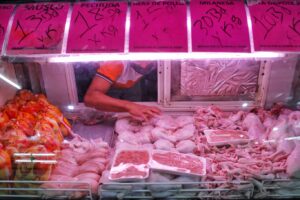 Precio del kilo de pollo sube a 23,9 bolívares #MercadoGuaicaipuro