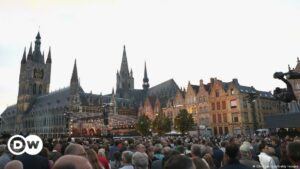 Prohíben festival de neonazis europeos en Bélgica, gracias a alertas de agencias de inteligencia | El Mundo | DW