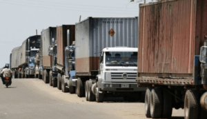 Regulan circulación de vehículos de carga en todo el territorio nacional
