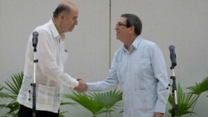 Representantes de Petro se reúnen con el ELN en Cuba