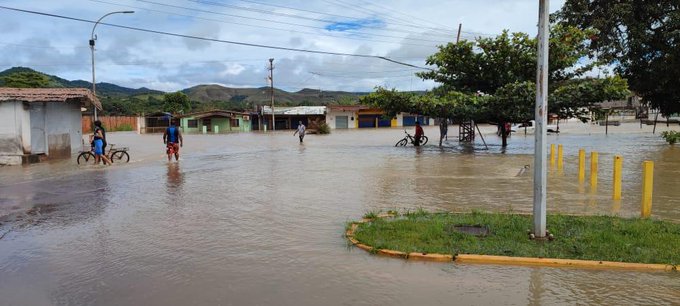Santa Elena de Uairén sin electricidad tras lluvias de los últimos días