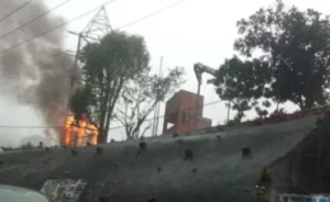 Se incendia torre de una subestación en El Junquito