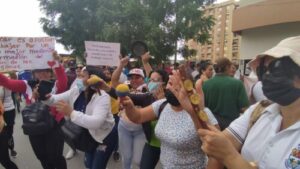 Sector educativo de Venezuela sigue en las calles con reclamos