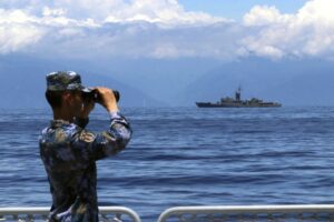 Taiwán dice que maniobras de China parecen simular un ataque