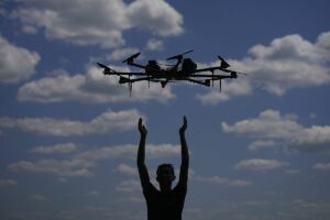 Ucrania crea el "valle de los drones" con Polonia y EEUU: un laboratorio de innovacin para la guerra moderna