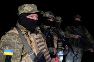 Ucrania investiga la posible castracin de soldados a manos de tropas rusas