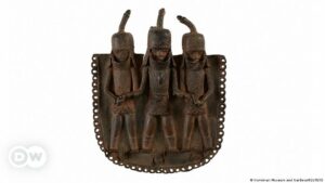 Un museo británico acepta devolver a Nigeria bronces de Benín saqueados a finales del siglo XIX | El Mundo | DW