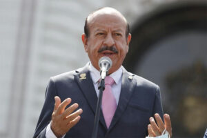 ¡ESCÁNDALO! Renunció vicepresidente del Congreso peruano tras ser condenado por corrupción