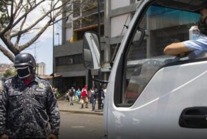 ▷ Ciudadanos son víctimas de matraca por cuerpos de seguridad y funcionarios públicos #5Ago