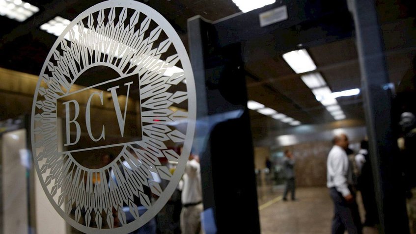 BCV eliminó los montos mínimos para ventas de divisas en bancos y casas de cambio