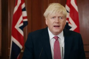 Boris Johnson "reaparece" en la televisin britnica de la mano del actor Kenneth Branagh