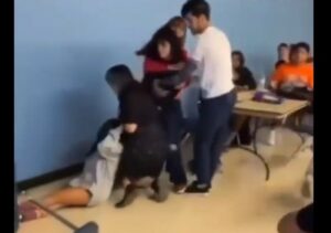Brutal golpiza a dos hermanas venezolanas en escuela de Texas