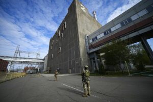 Desconectado el último reactor de la central nuclear ucraniana de Zaporiyia