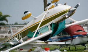 El huracn Ian apaga Cuba y amenaza con una "catstrofe" en Florida