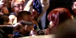 El supuesto intento de asesinato de Kirchner saca a sus partidarios a la calle