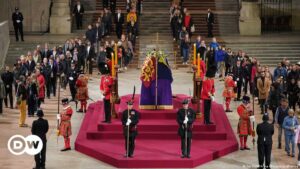 El ″funeral del siglo″: Reino Unido y el mundo despiden a Isabel II | Europa | DW