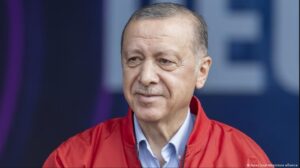 Erdogan amenaza a Grecia con una acción militar "repentina"