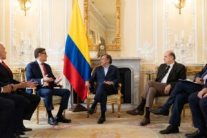 Félix Plasencia tras presentar credenciales a Petro: Le daremos importancia a aquellos venezolanos que viven en Colombia