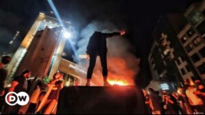 Jefe ONU pide a Teherán ″máxima moderación″ ante protestas | El Mundo | DW