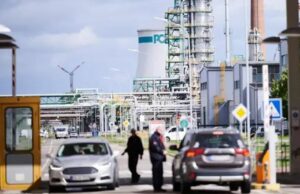 La petrolera rusa Ronesft califica de "ilegal" la nacionalización alemana de la compañía