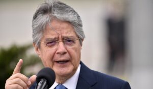 Lasso pide renuncia de ministro del Interior por caso María Belén Bernal