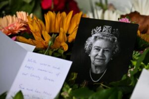 Los Reyes y doa Sofa han llegado a Londres para asistir maana al funeral por Isabel II