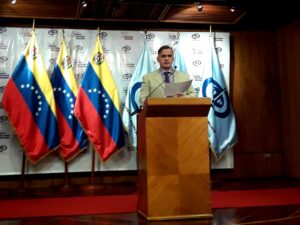 MP emite orden de aprehensión contra Rafael Ramírez y otras siete personas