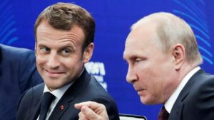 Macron y Putin hablan por teléfono de la seguridad de la central nuclear de Zaporiyia