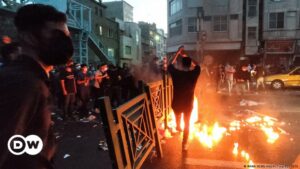 Más de 75 muertos desde inicio de las protestas en Irán | El Mundo | DW