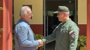 Ministros de Defensa de Colombia y Venezuela se reunieron en San Antonio