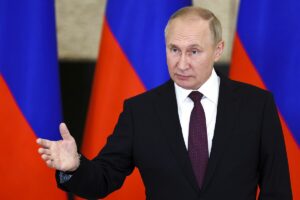 Putin amaga con aumentar la presin en Ucrania pese a las derrotas