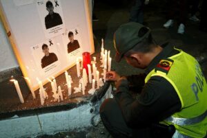 Siete policas mueren en un atentado en Colombia