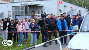 UE condena tiroteo en escuela rusa que dejó 17 muertos | El Mundo | DW