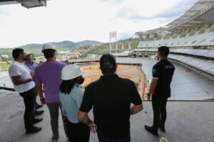 Vicepresidenta supervisó avances en la obra del estadio "Hugo Chávez" de La Rinconada