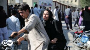 Afganistán: ONU dice que muertos en ataque a escuela ascienden a 53 | El Mundo | DW