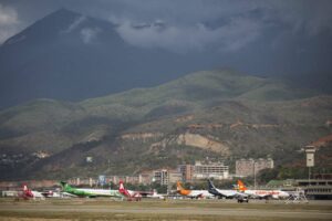 Absurda restricción venezolanos no podrán abordar vuelos nacionales con pasaporte o licencia de conducir
