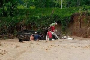 Activan centro de control de emergencias en el país tras las fuertes lluvias