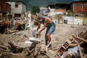 Autoridades confirmaron la pérdida total al menos 378 viviendas en Las Tejerías