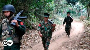 Bombardeos contra rebeldes birmanos dejan cerca de 50 muertos | El Mundo | DW