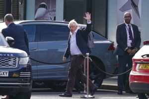 Boris Johnson sale de la contienda para volver a ser primer ministro
